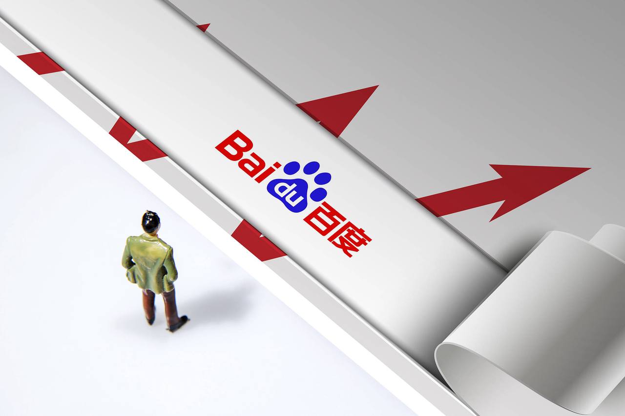 贵州一溶洞流出大量污水含有煤